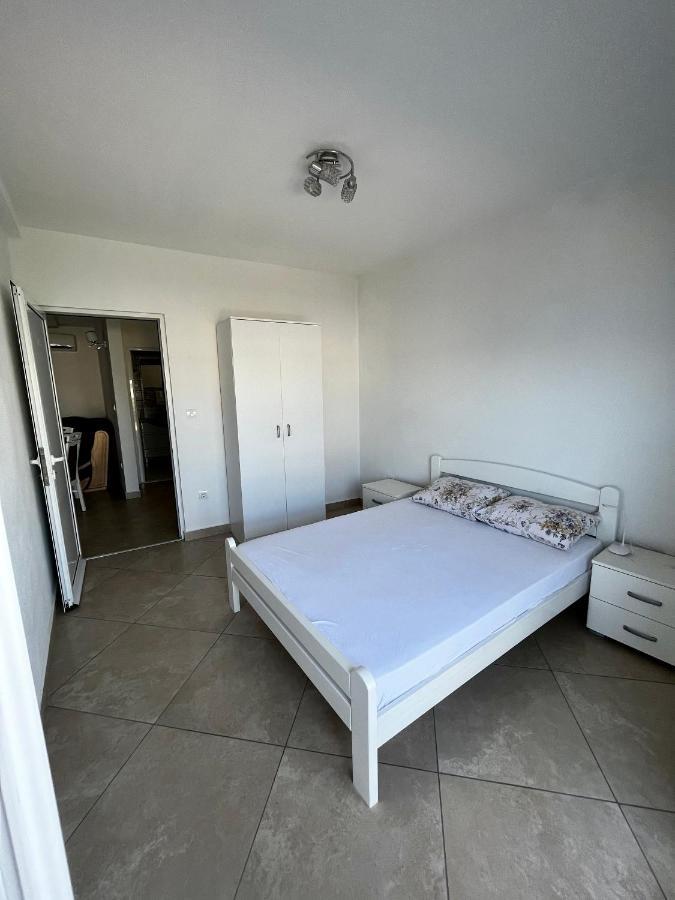 Apartments Apartmani Bojana Utjeha Buitenkant foto